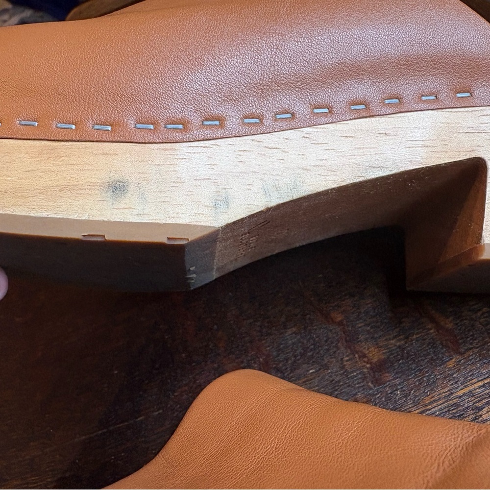 Charlotte Stone Luggage Marlo Clogs - Size 12 - Picture 12 of 14